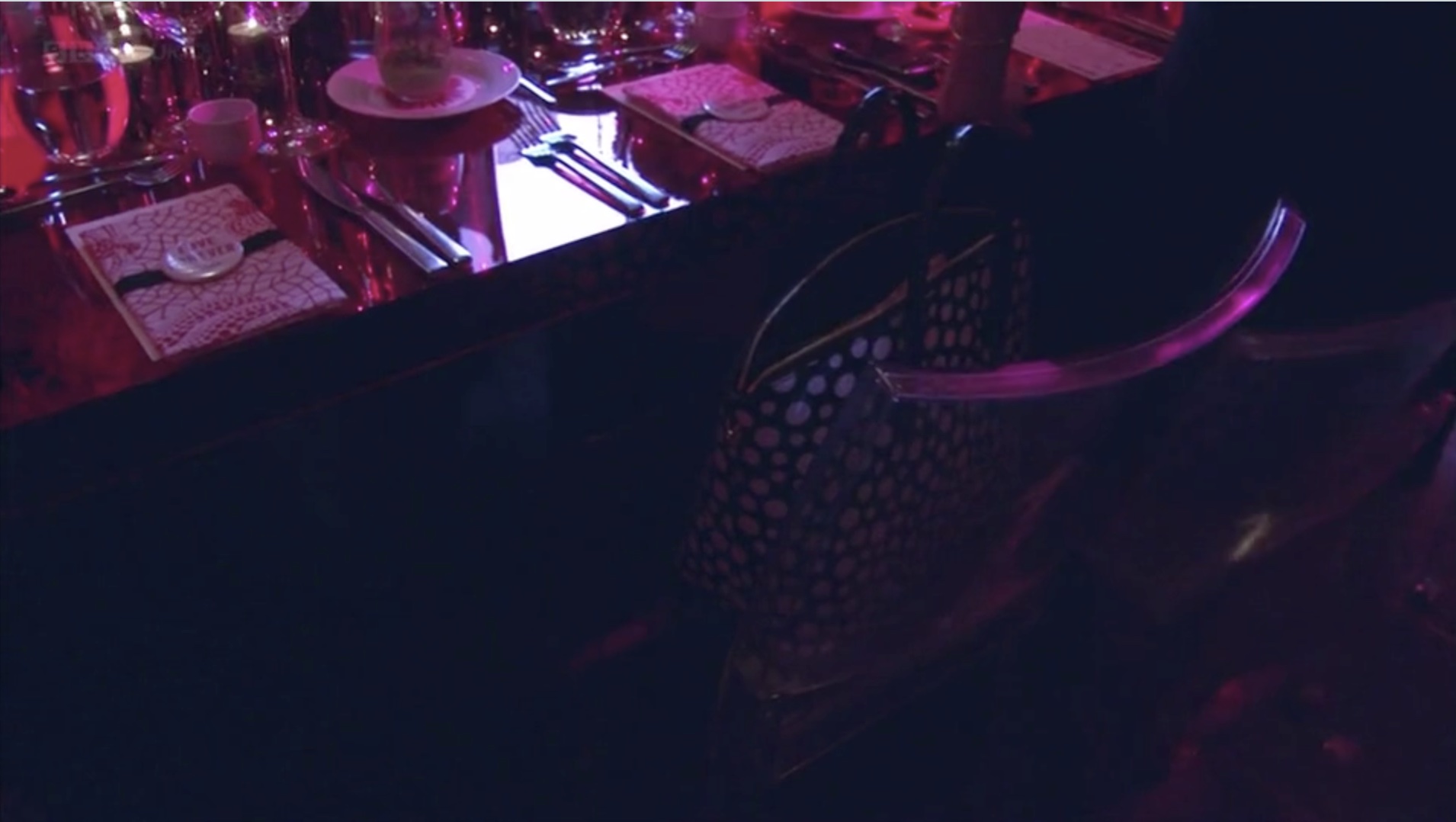kusama-lv-gala-bag-bbcxnhk.jpg